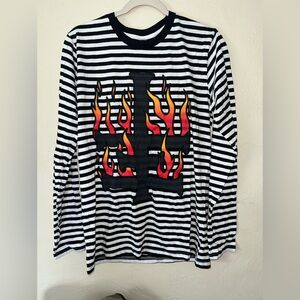 Break loose long sleeve tshirt woman size medium